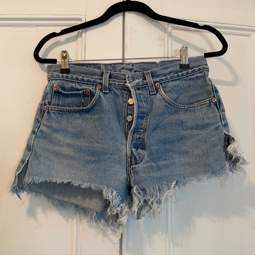 Vintage distressed Levi’s shorts